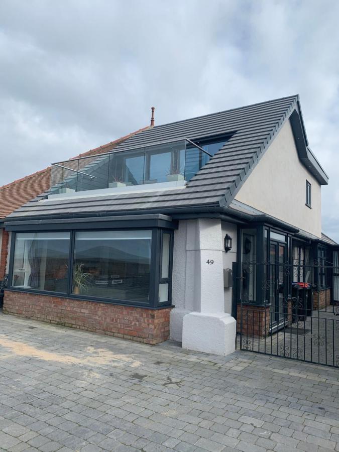 Beach View Apartment With Balcony And Sea View - Pet Friendly Cleveleys Exterior foto